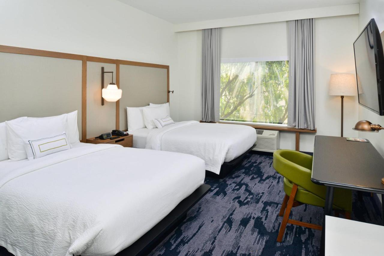 Fairfield Inn & Suites By Marriott Charlotte University Research Park Zewnętrze zdjęcie