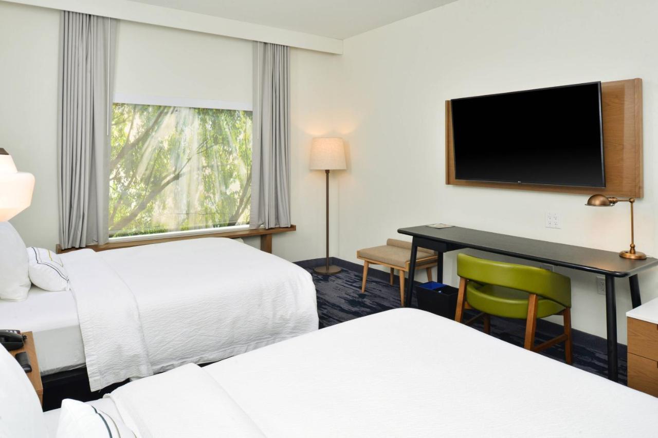 Fairfield Inn & Suites By Marriott Charlotte University Research Park Zewnętrze zdjęcie