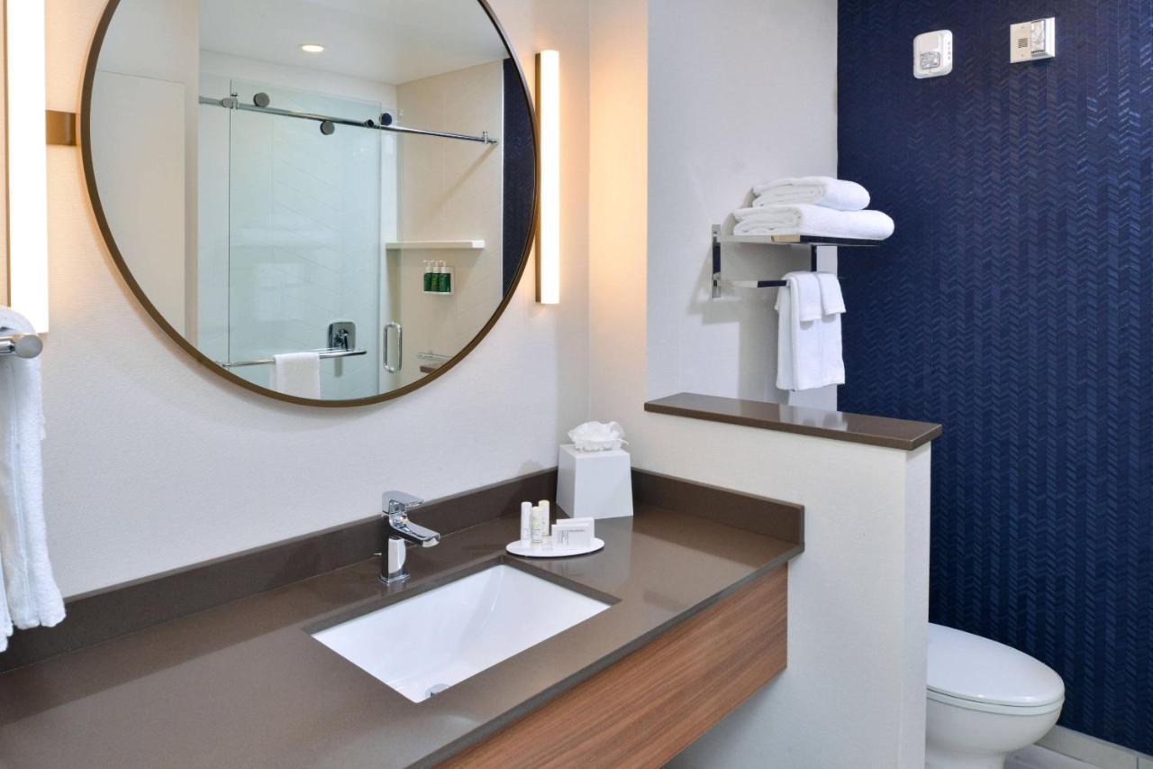 Fairfield Inn & Suites By Marriott Charlotte University Research Park Zewnętrze zdjęcie