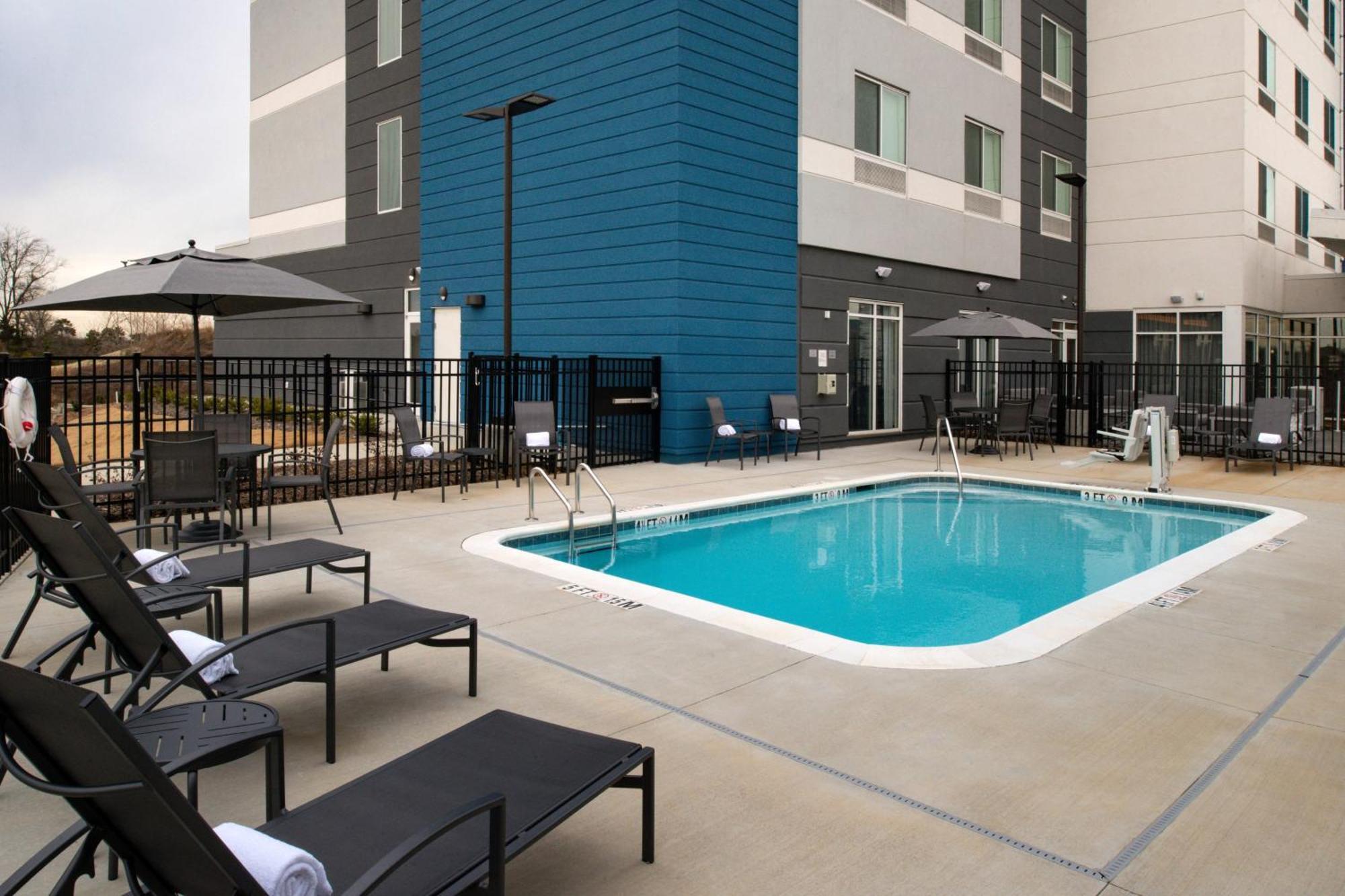 Fairfield Inn & Suites By Marriott Charlotte University Research Park Zewnętrze zdjęcie